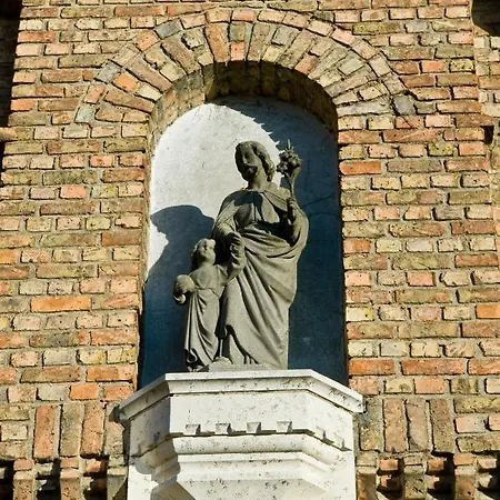 Le Cloitre St Joseph