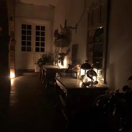 Le Cloitre St Joseph Bed & Breakfast 4*