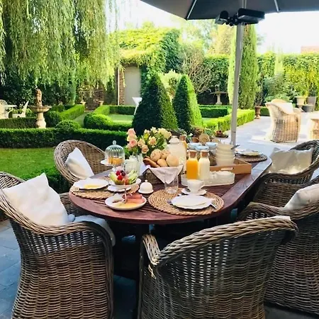 Le Cloitre St Joseph Bed & Breakfast