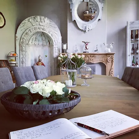 Le Cloitre St Joseph Bed & Breakfast 4*